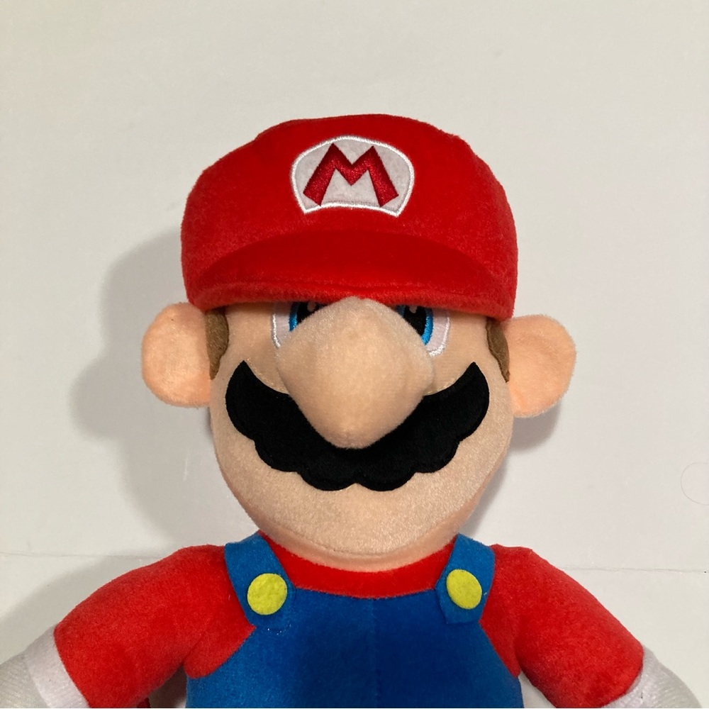 NWOT Super Mario backpack - Picture 3 of 4